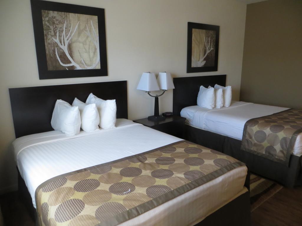 The Lodge At Kenedy Luaran gambar